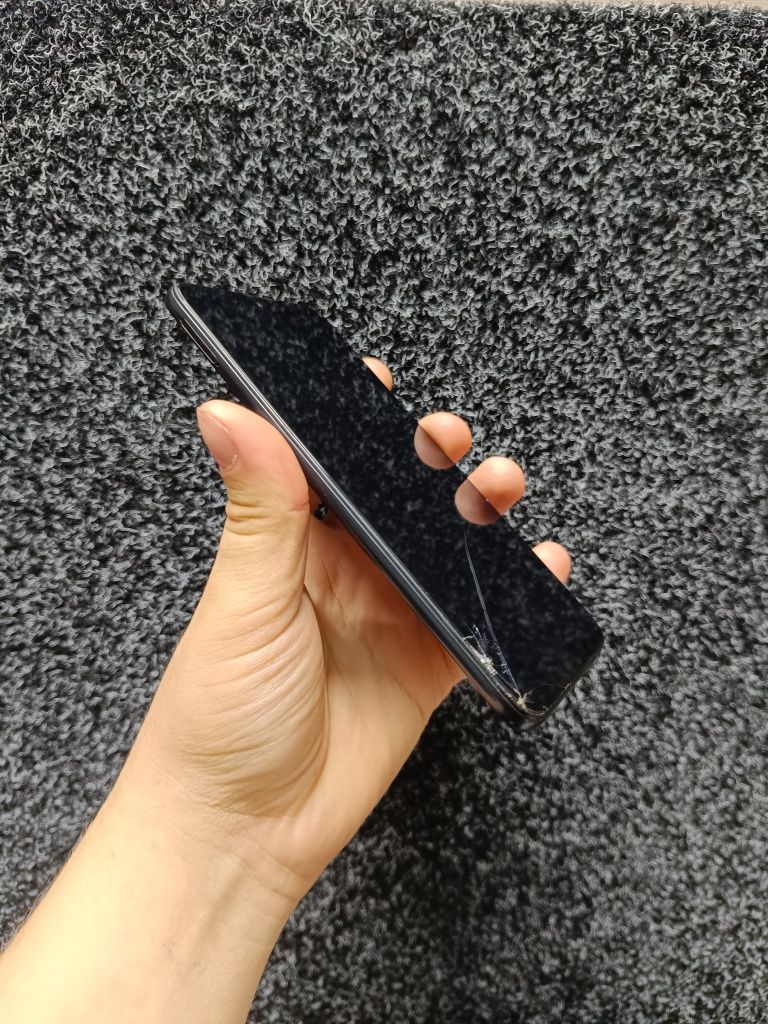 Xiaomi redmi 7 не включається