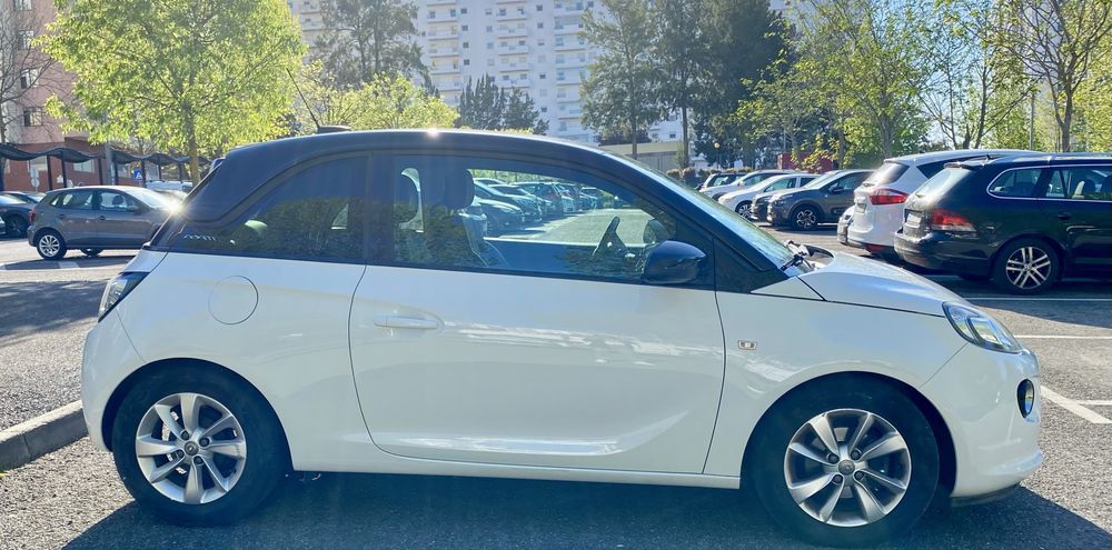 Opel adam em excelente estado