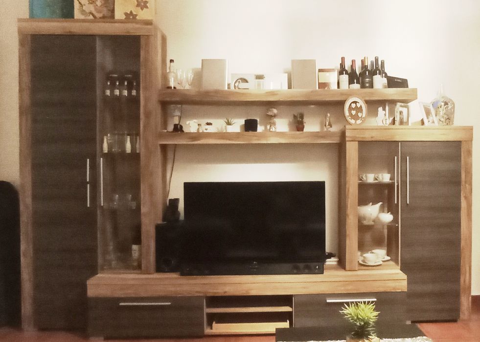 Móvel sala TV com arrumação
