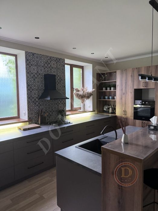 Оренда будинка  можливо на місяць