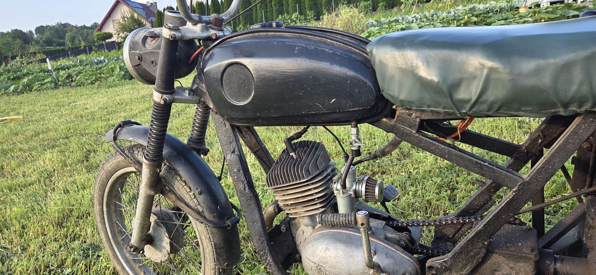 WSK 125 trójkołowiec