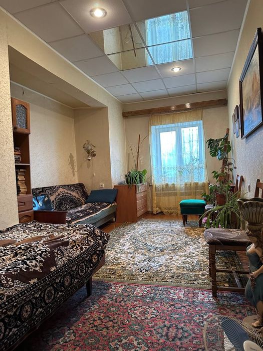 Продам 3 кімнатну квартиру в центрі м.Шептицький