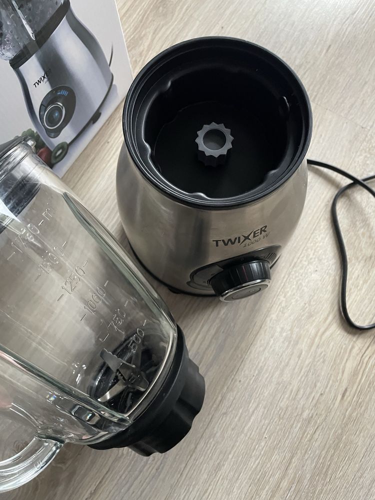 Blender kielichowy 1,75 l ETA Twixer 601190