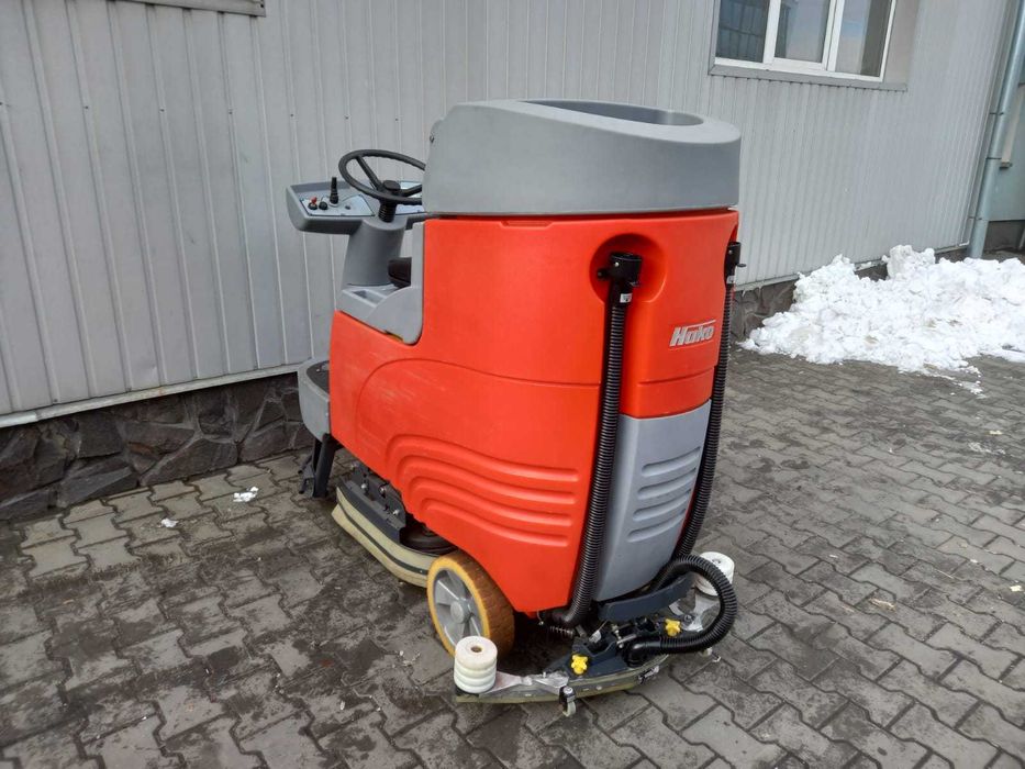 Szorowarka samojezdna HAKO Hakomatic B 115 R [TB 650]