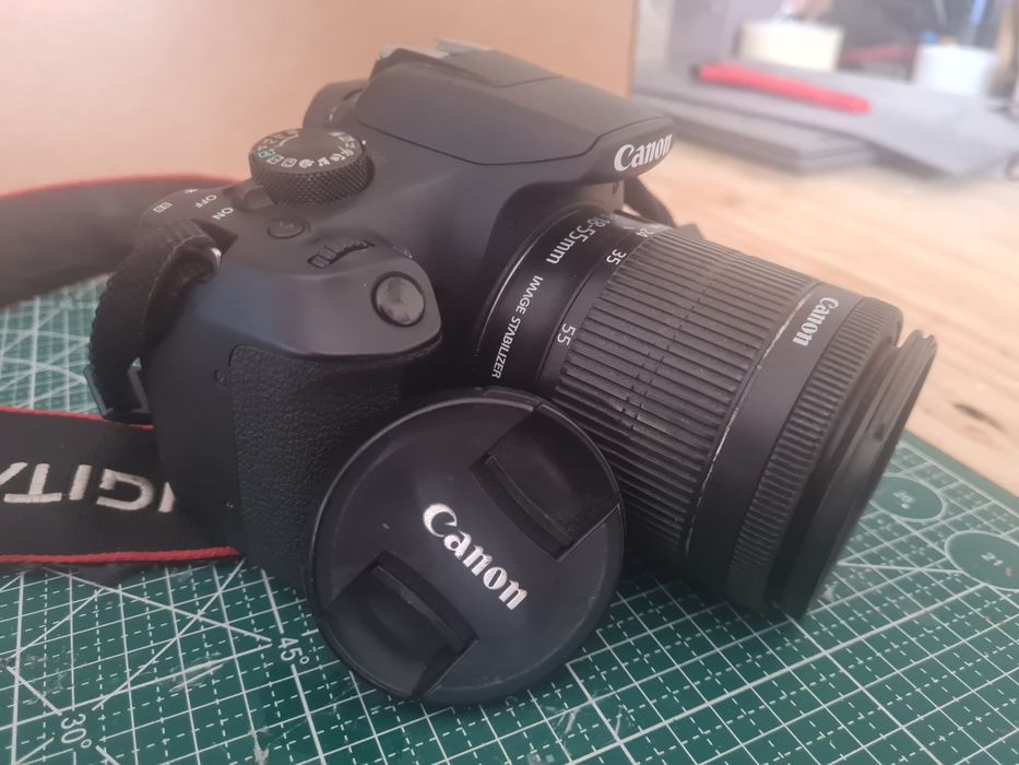 Canon 1300D + lente 18-55mm