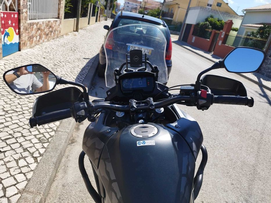 Honda CB500X - 5900KM - COMO NOVA