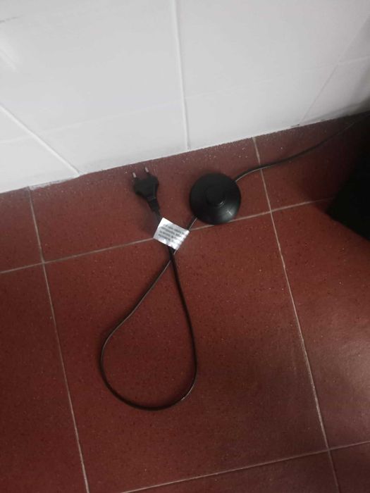 Candeeiro de pé alto
