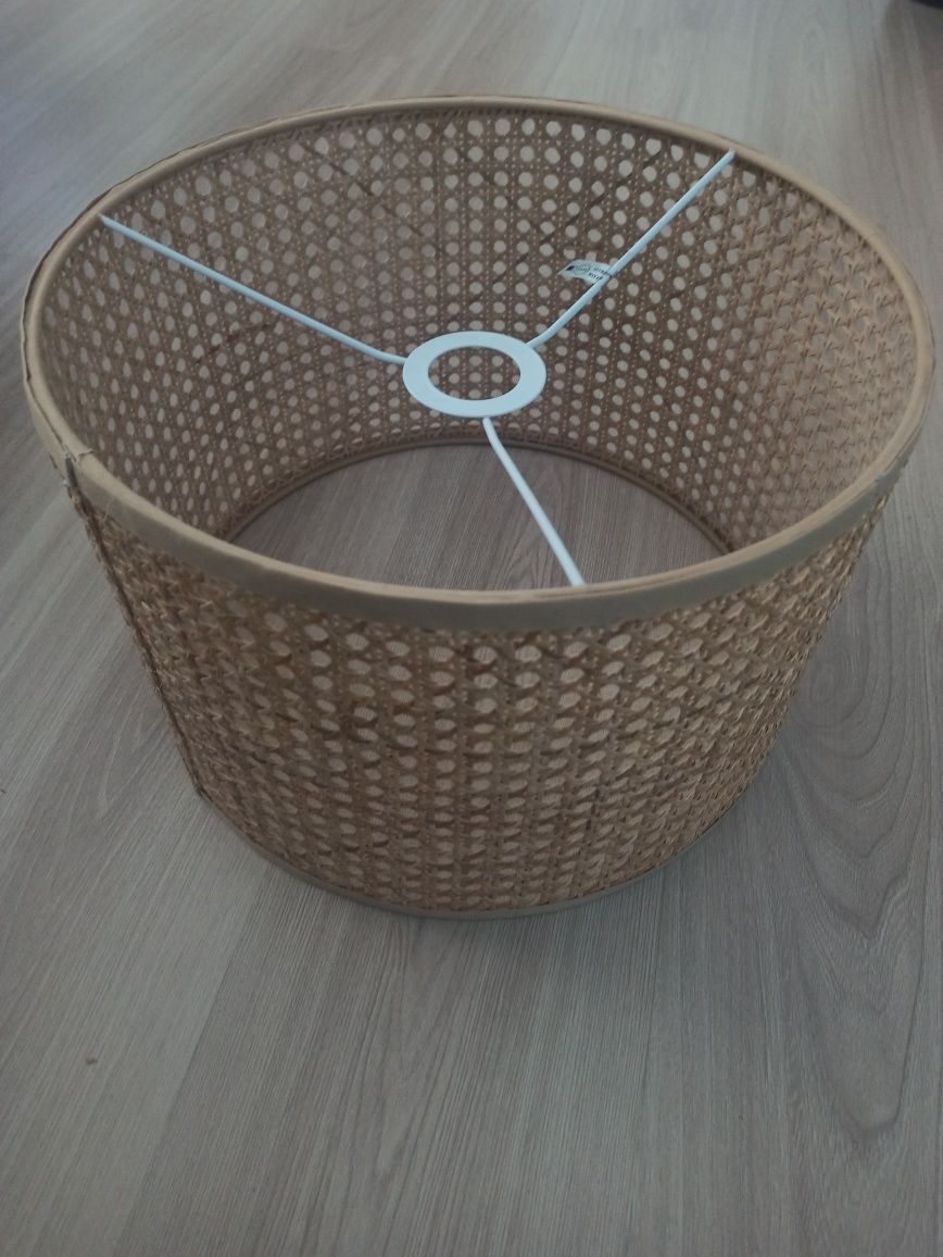 Abażur rattanowy