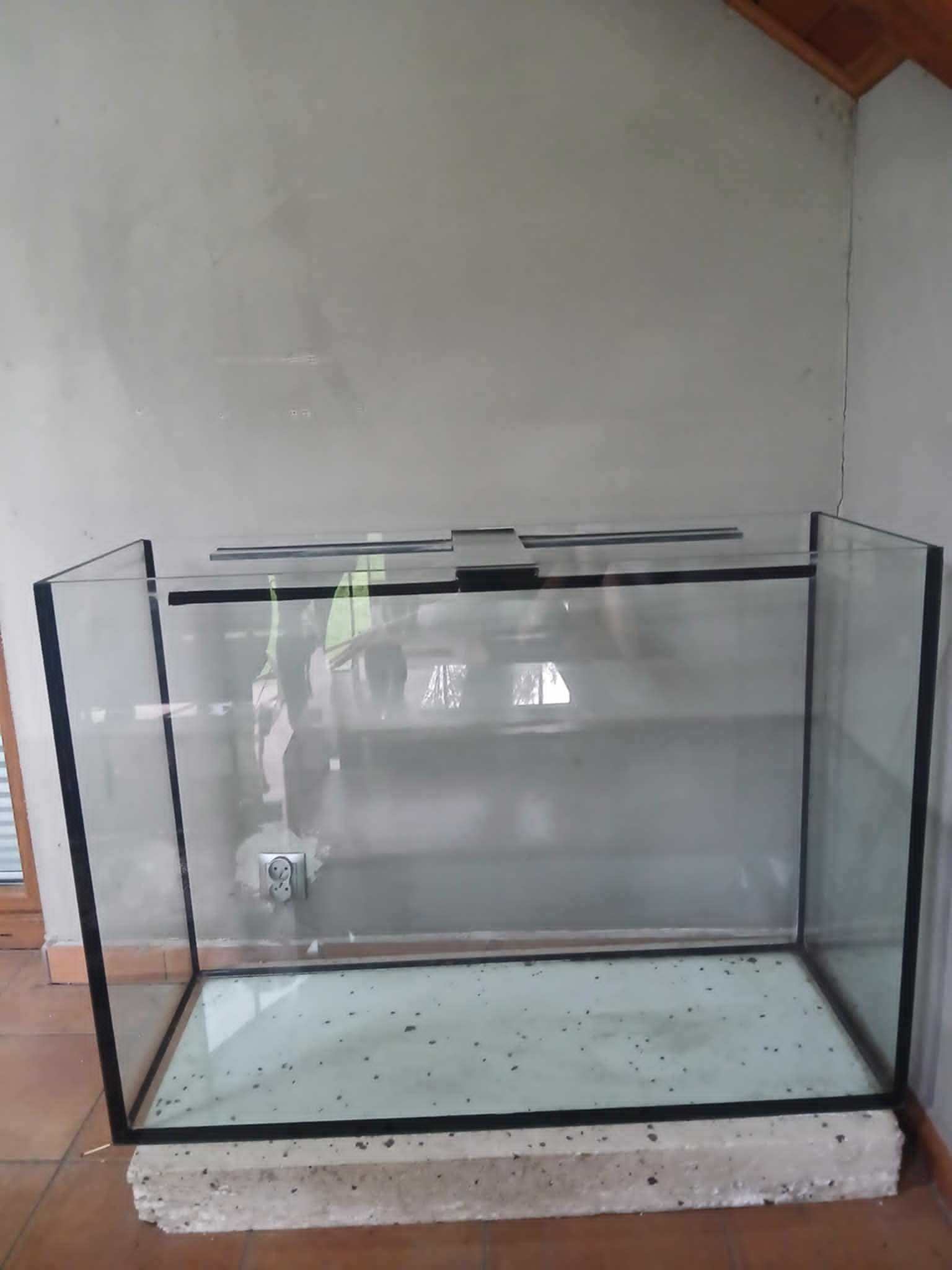 Sprzedam akwarium 315L grube szkło