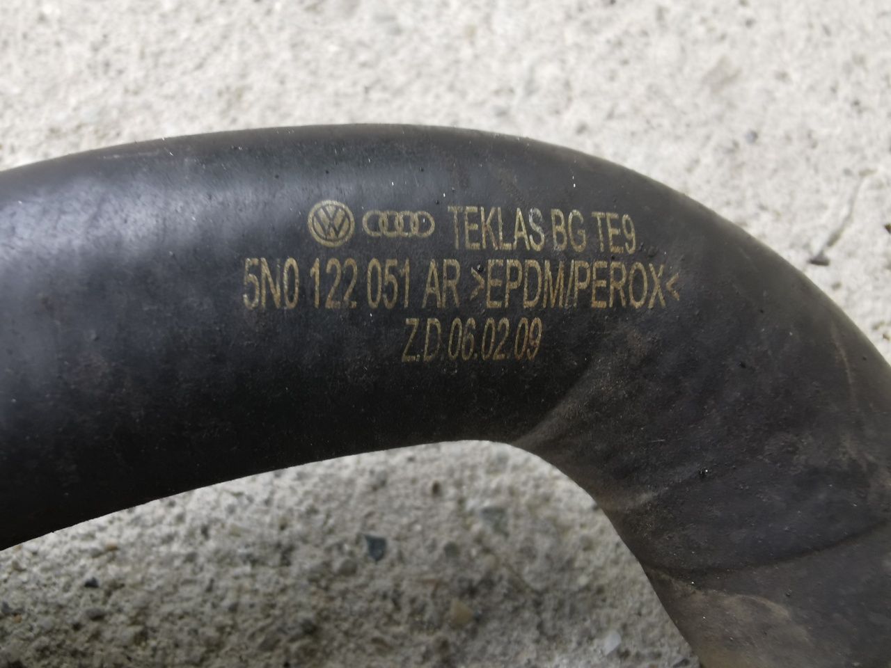 Przewód, Wąż Wody, Chłodnicy Vw Tiguan 5n 2.0 diesel 07-16r