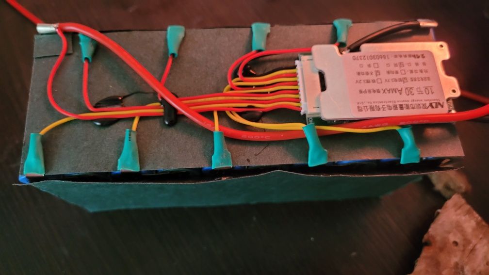 Аккумулятор 10s4p 9Ач 36v bms 30a