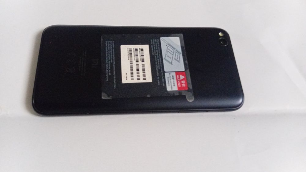 Телефон Redmi Go