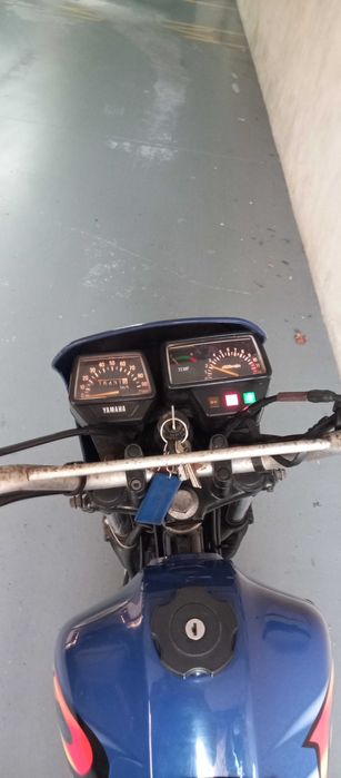 Moto toda toda de origem