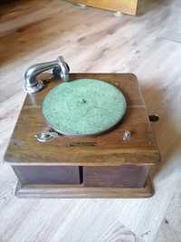 Stary patefon - gramofon z łat 30 tych