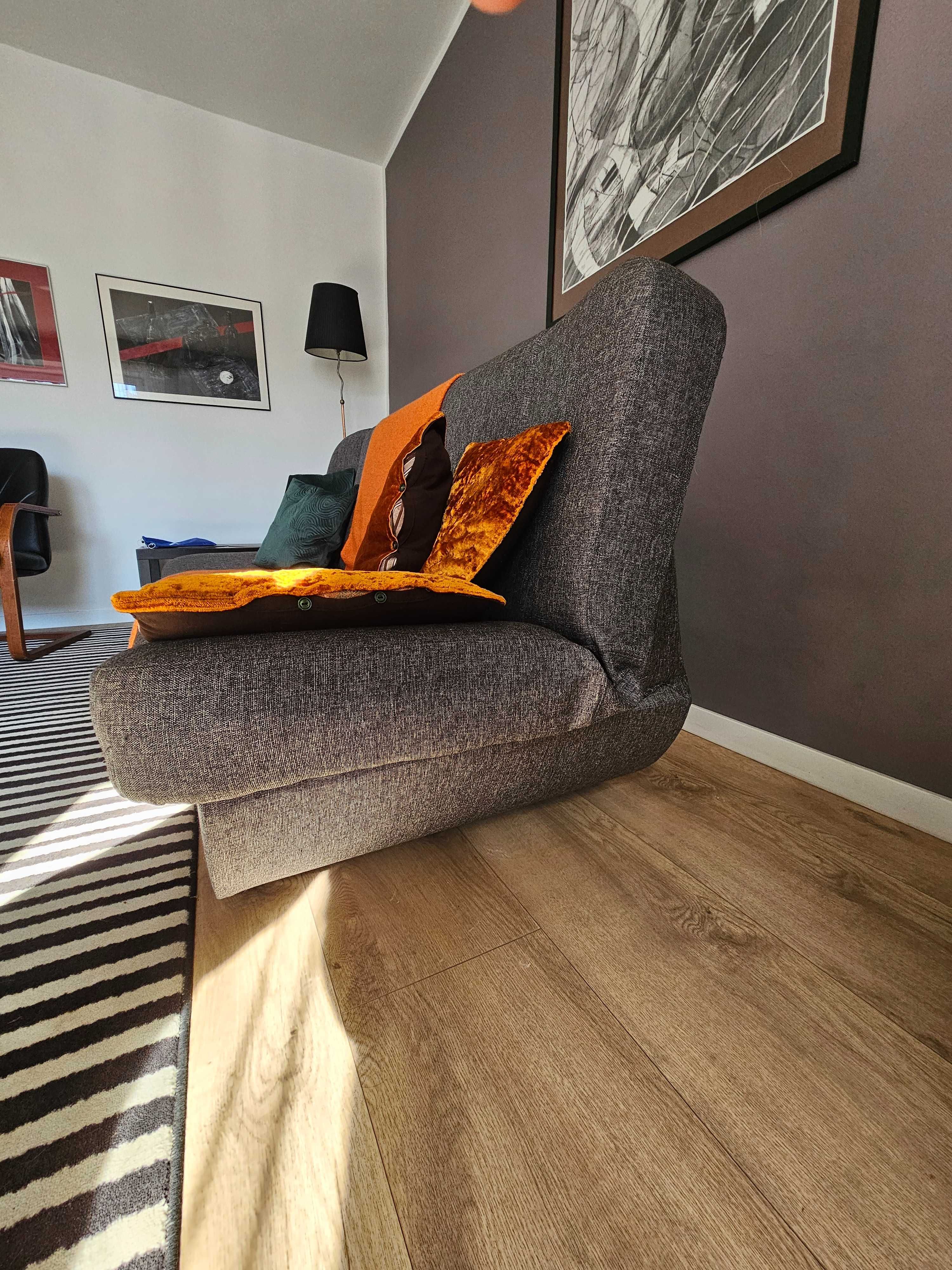 Tapczan z pojemnikiem  SOFA 3 os.