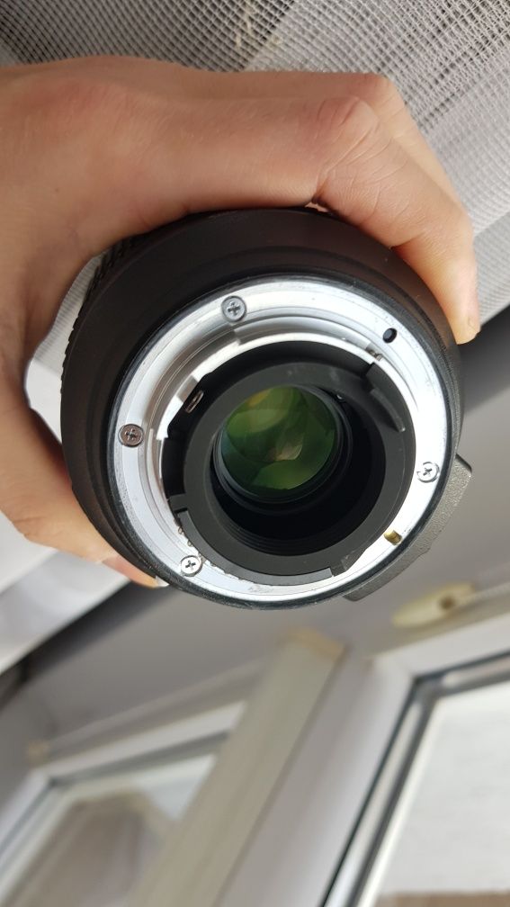 Nikon D5500 + obiektyw Nikor 18 - 140 - licznik migawki 12058