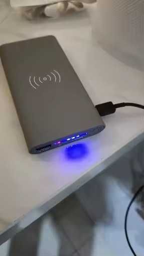 Powerbank 20000mAh com carregamento por indução