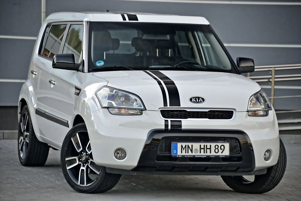 Kia Soul 1.6 Benzyna 126KM Black&White Klimatyzacja Alufelgi Skóra z Niemiec