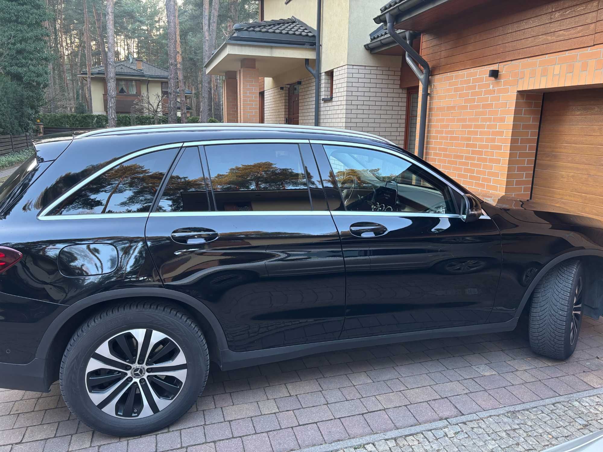Mercedes Benz GLC200d Business Edition, bezwypadkowy, 1 właściciel