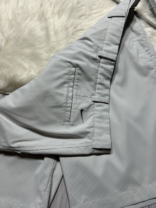 Nike Golf White Stripped шорти з класичним дизайном Оригінал Розмір 36