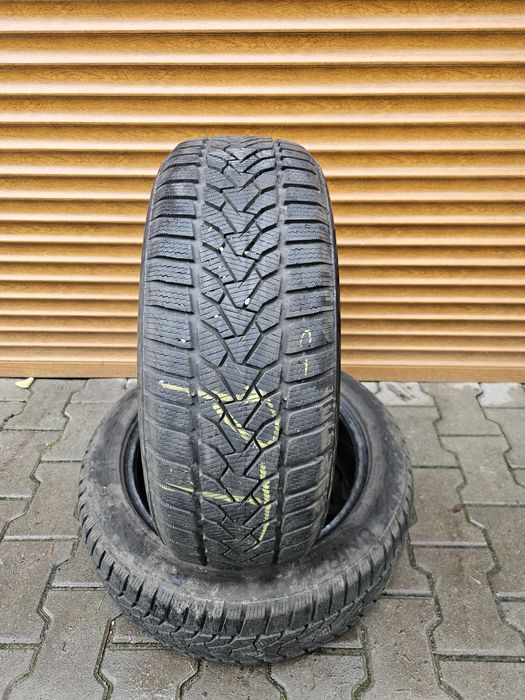 Opony zimowe Uniroyal 205/55/17