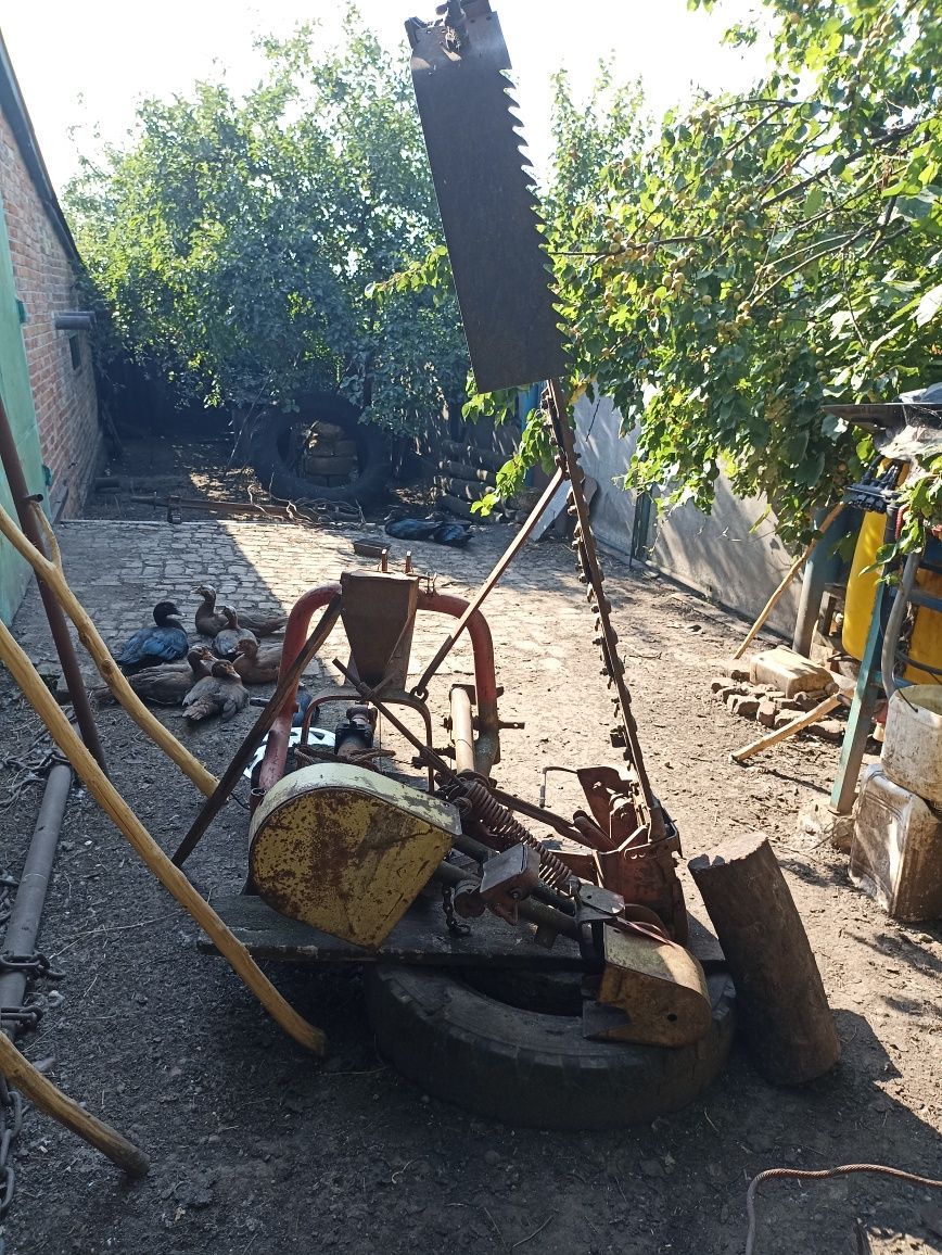 Граблі тракторні
