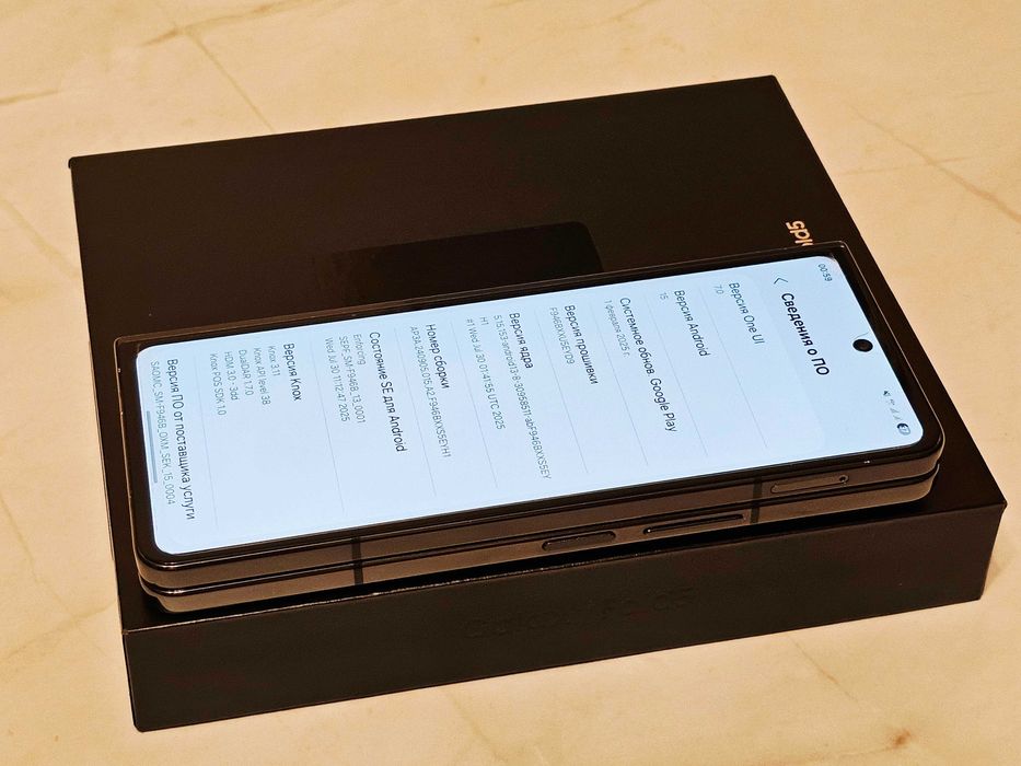 Samsung Galaxy Fold 5 12GB/1TB Black Официальный! / На разш. гарантии!