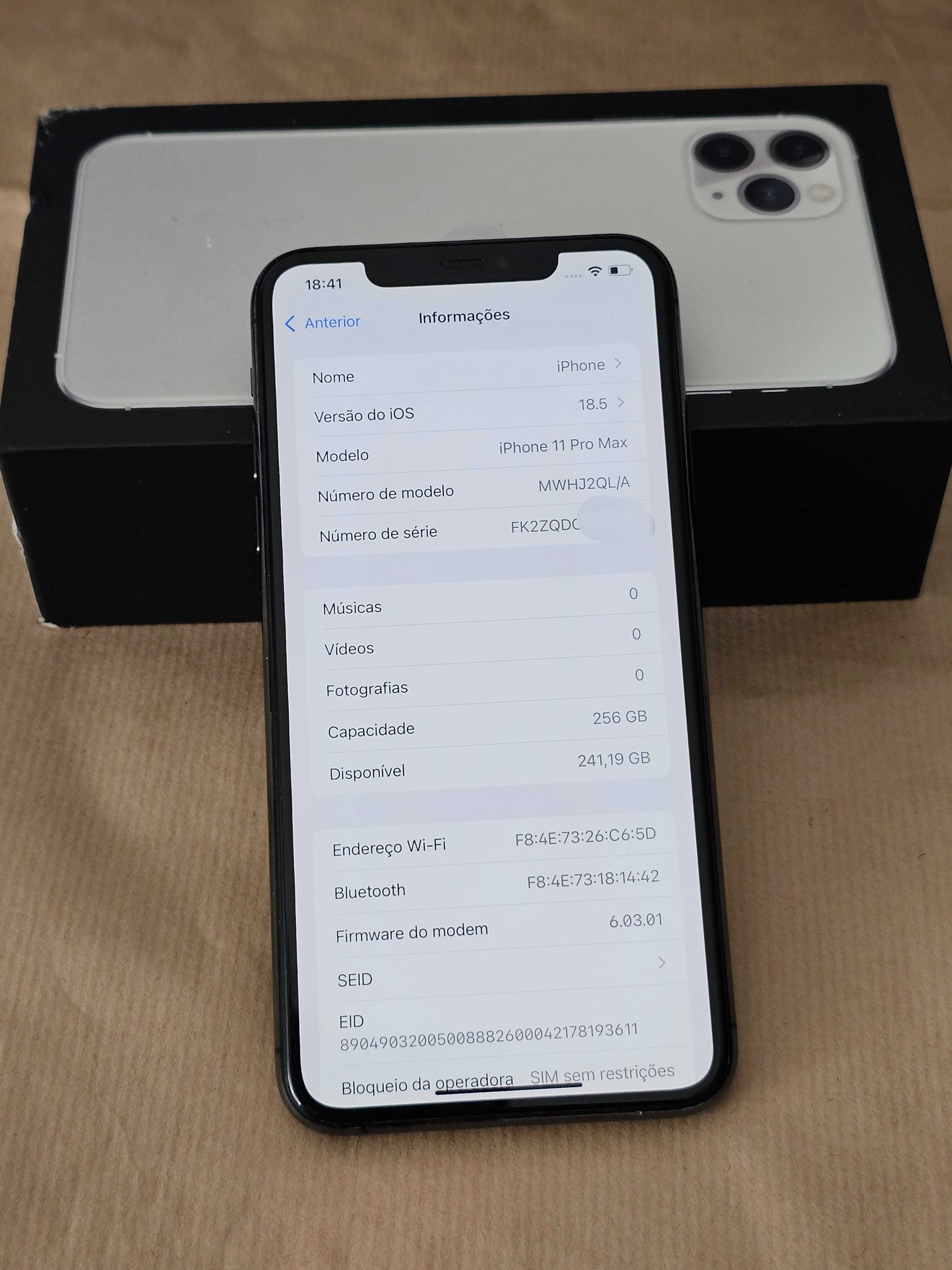 Iphone 11Pro Max 256Gb.  100% Bateria. Muito bom.