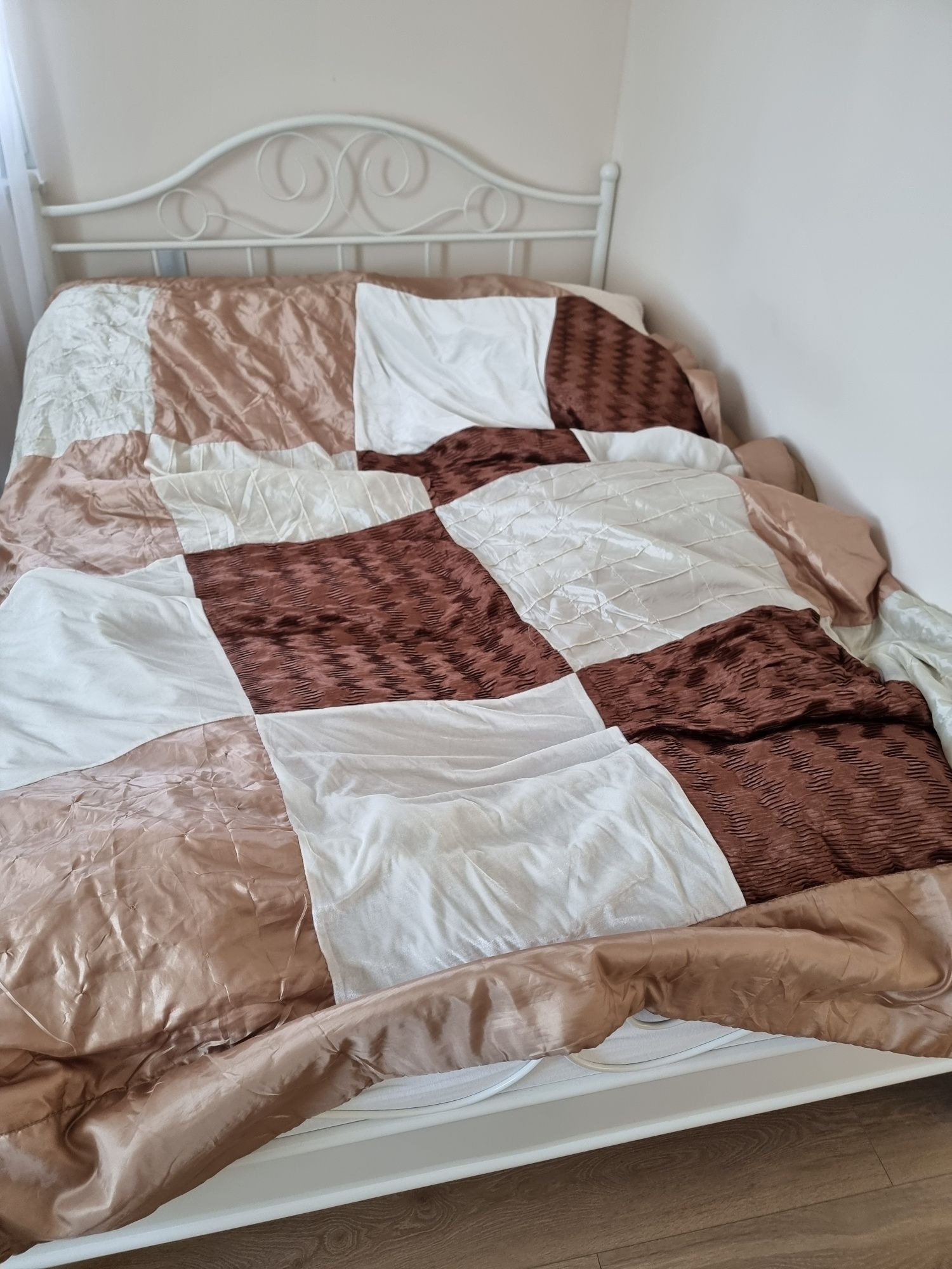 Narzuta na łóżko kanapę koc 260 x 240 cm