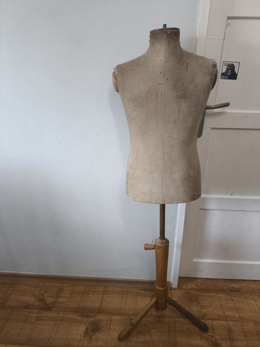 Manekin lniany retro
