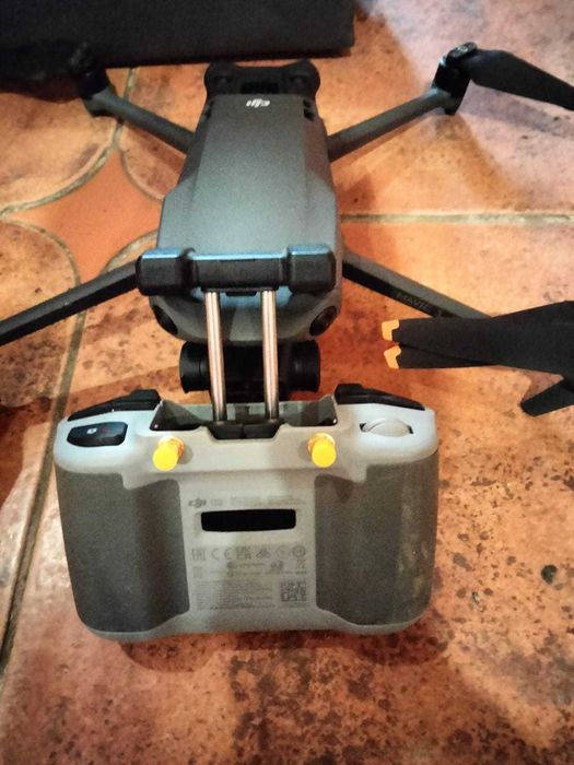 Mavic 3 Fly More Combo