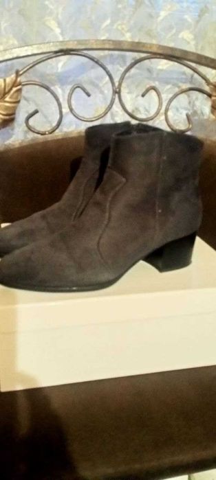 Женские полусапожки 39 размер Италия