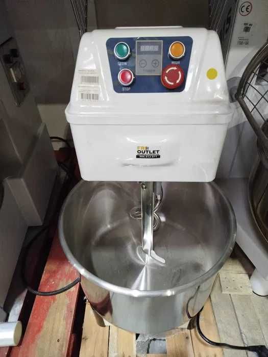 Amassadeira 30 litros - NOVA