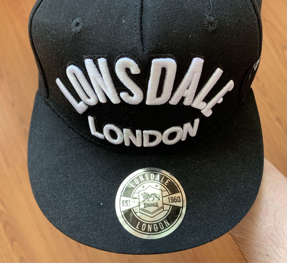 Бейсболка snapback lonsdale london