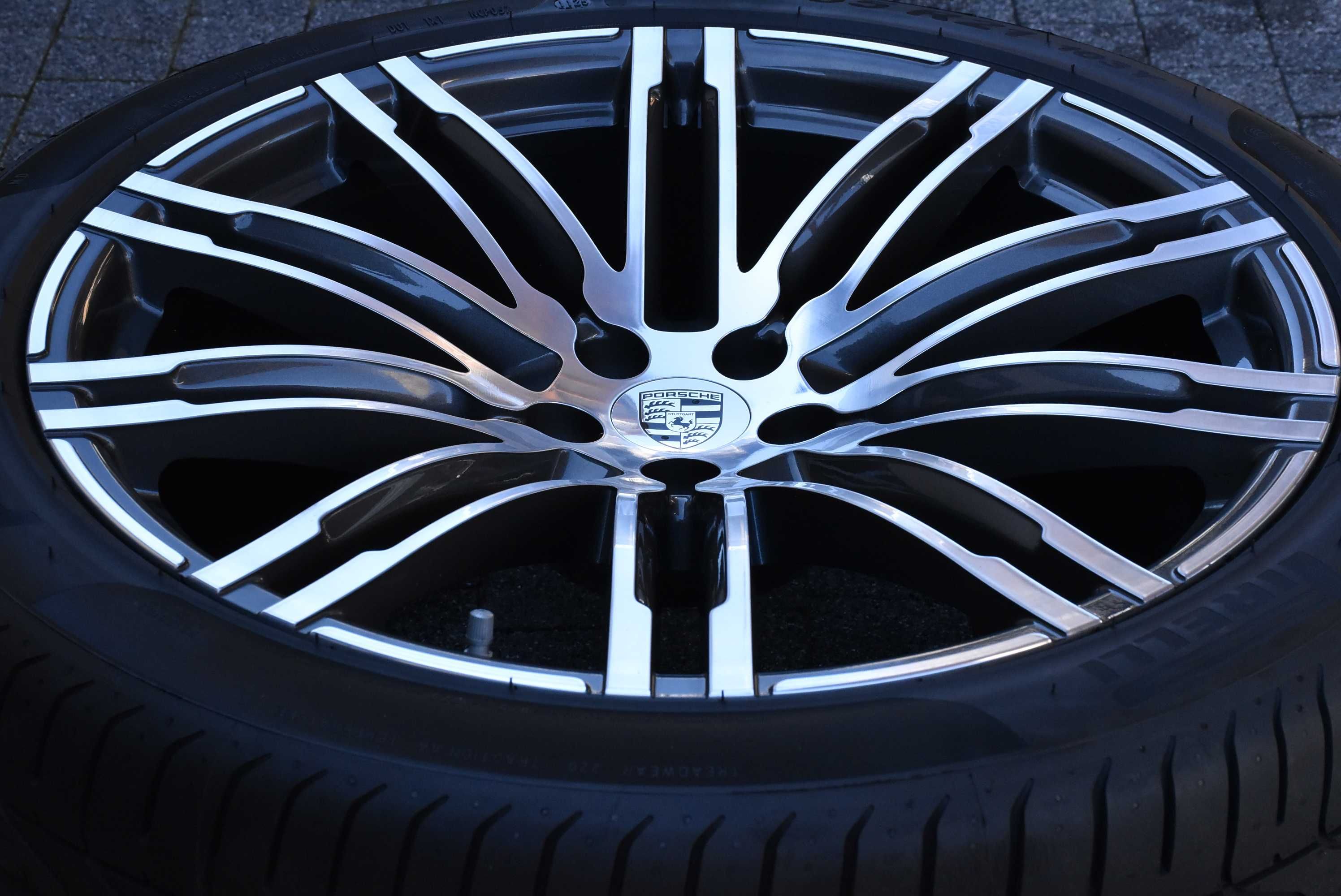 Nowe koła OEM Porsche Macan S GTS 95B RS 21" Pirelli NO 2025r Spyder