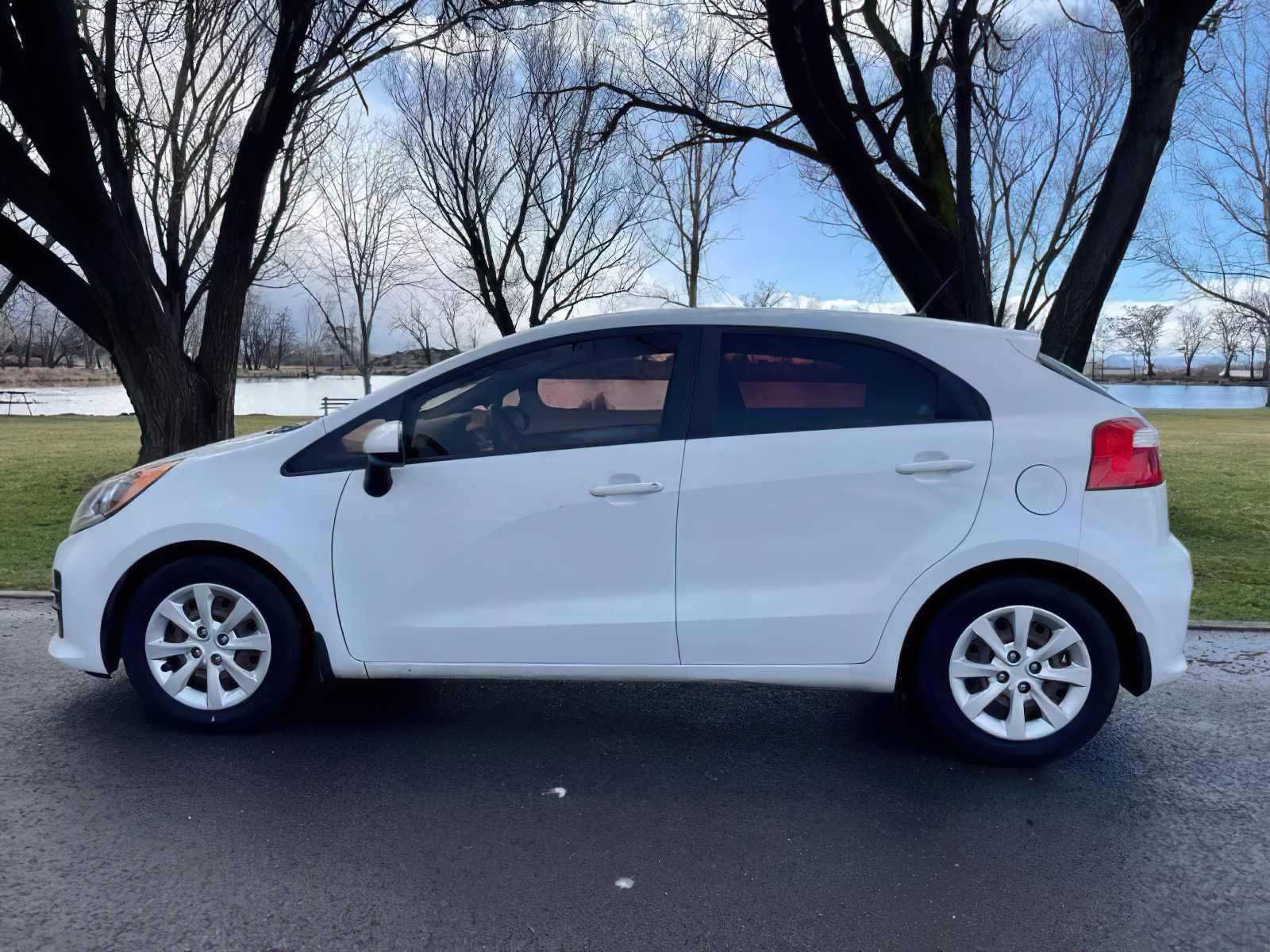 2016 Kia Rio 5-Door