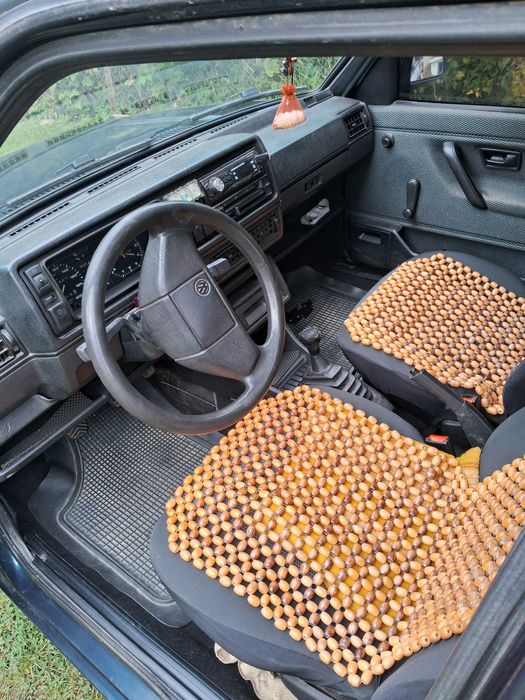 Продам машину Гольф2