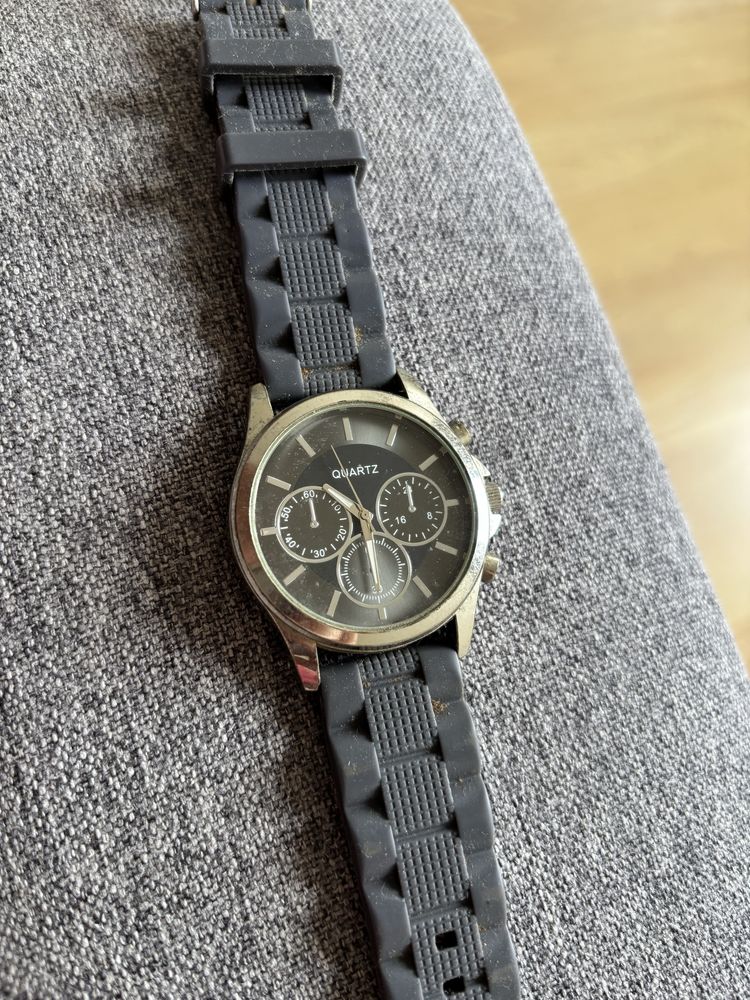 Relógio cinzento Quartz