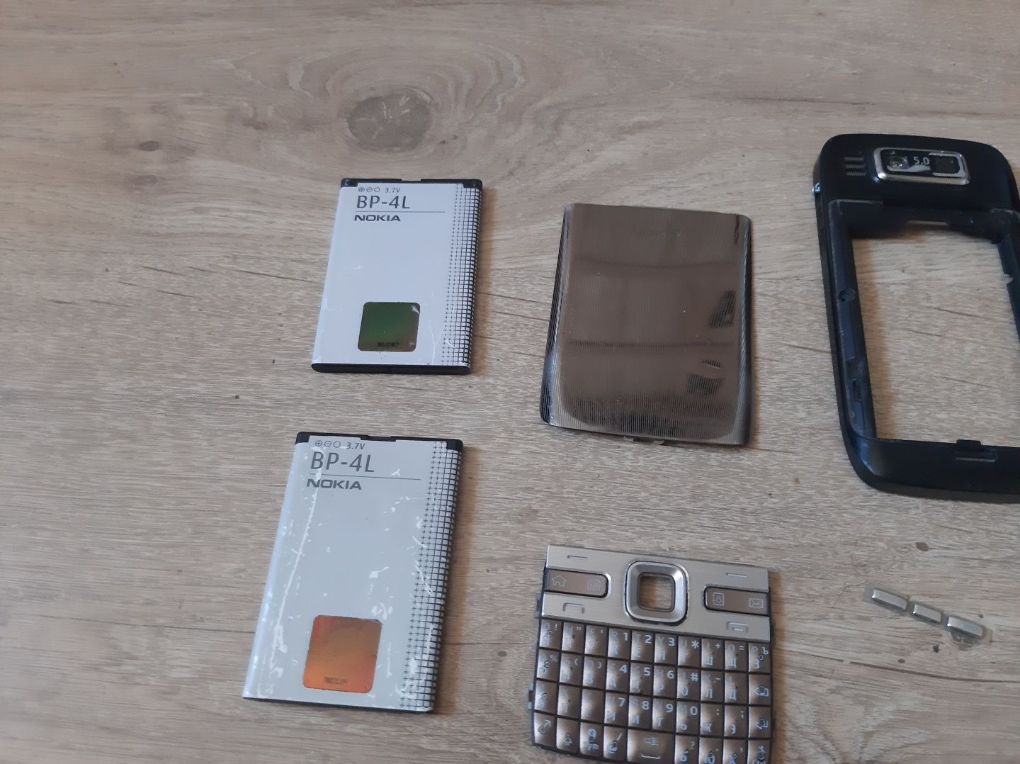 Запчасти к Nokia e 72 рабочие