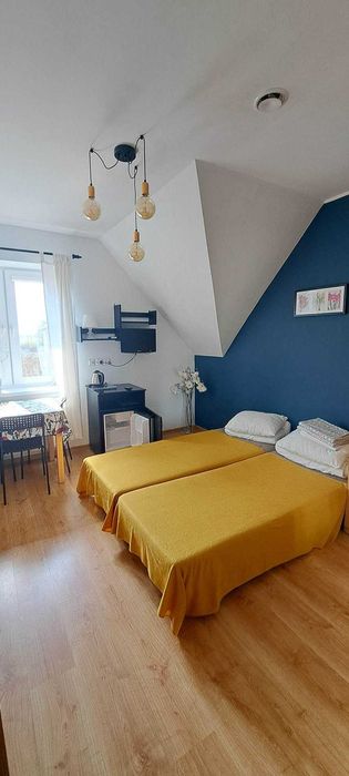 Zielony domek pokoje gościnne z łazienkami