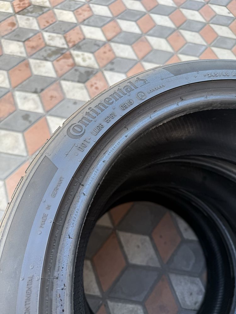 Продам шины 245/40/19 Лето Continental 2 колеса и Pireli 2 колеса