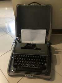 Maszyna do pisania Olympia SM3