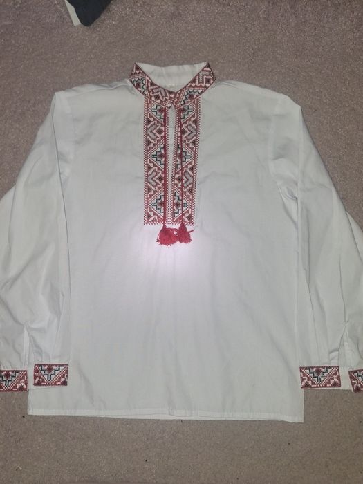 Продам вишиванку для хллп,ика 8-10років