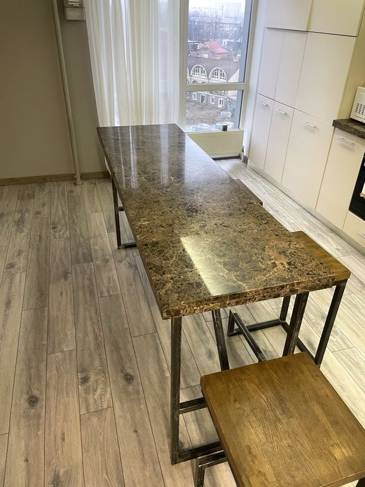 Мармуровий стіл ручної роботи з іранського мармуру