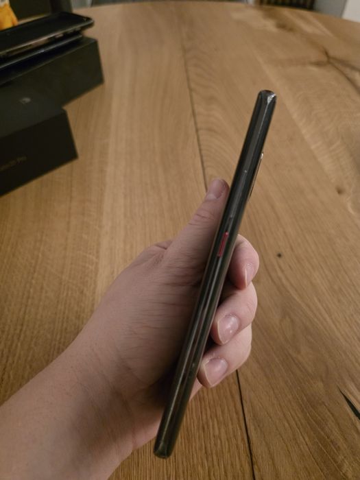 Huawei Mate 20 Pro – stan bardzo dobry, ekran idealny, 100% sprawny