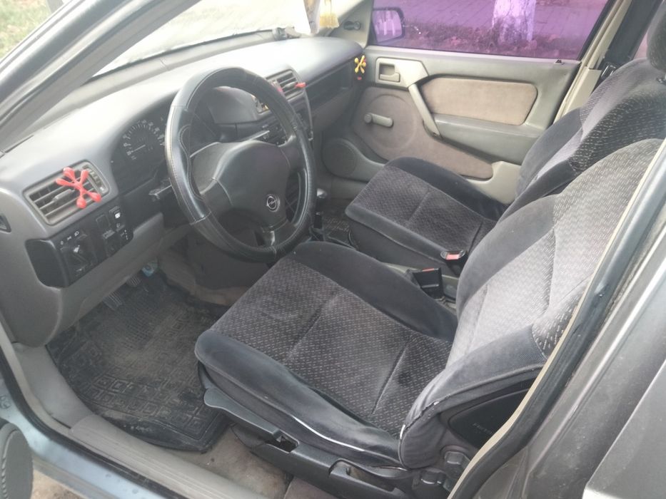 Авто Опель Вектра