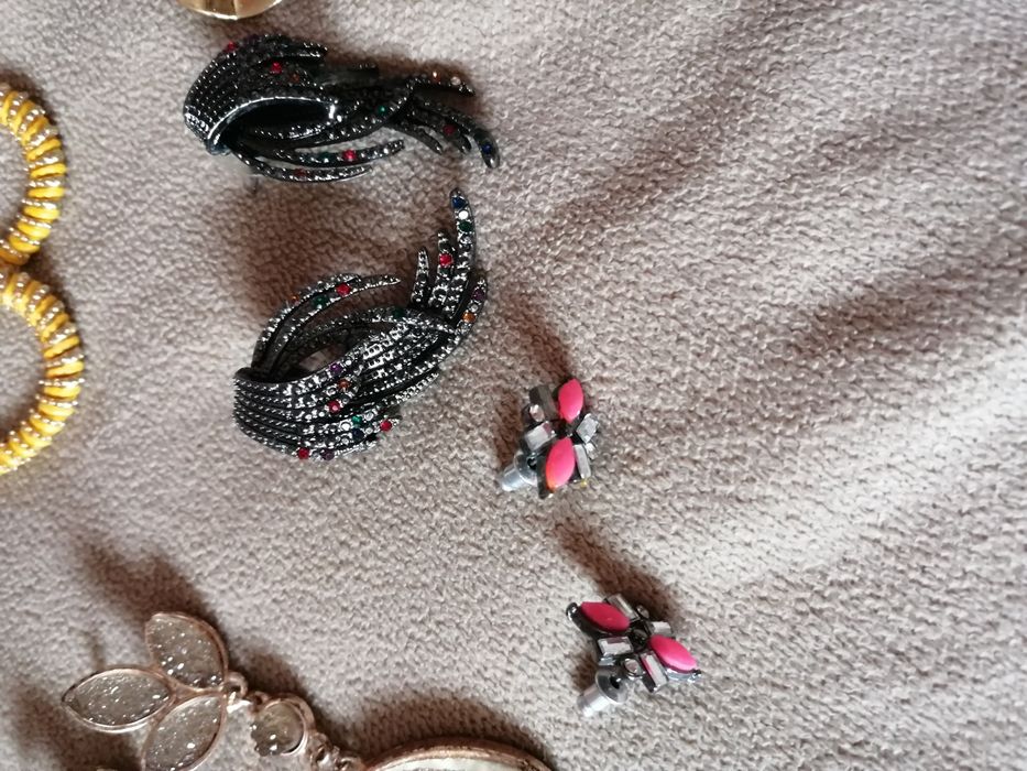 Conjunto 5brincos mango, parfois, acessorize