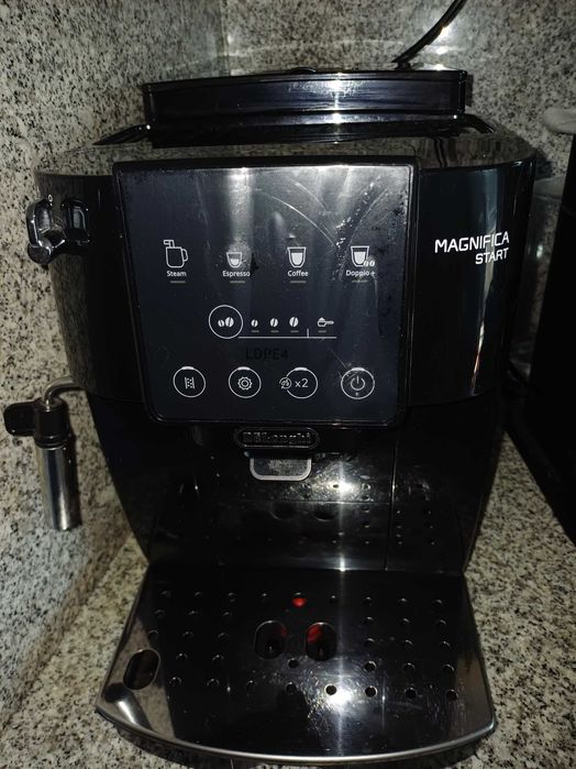 Maquina café  Delonghi