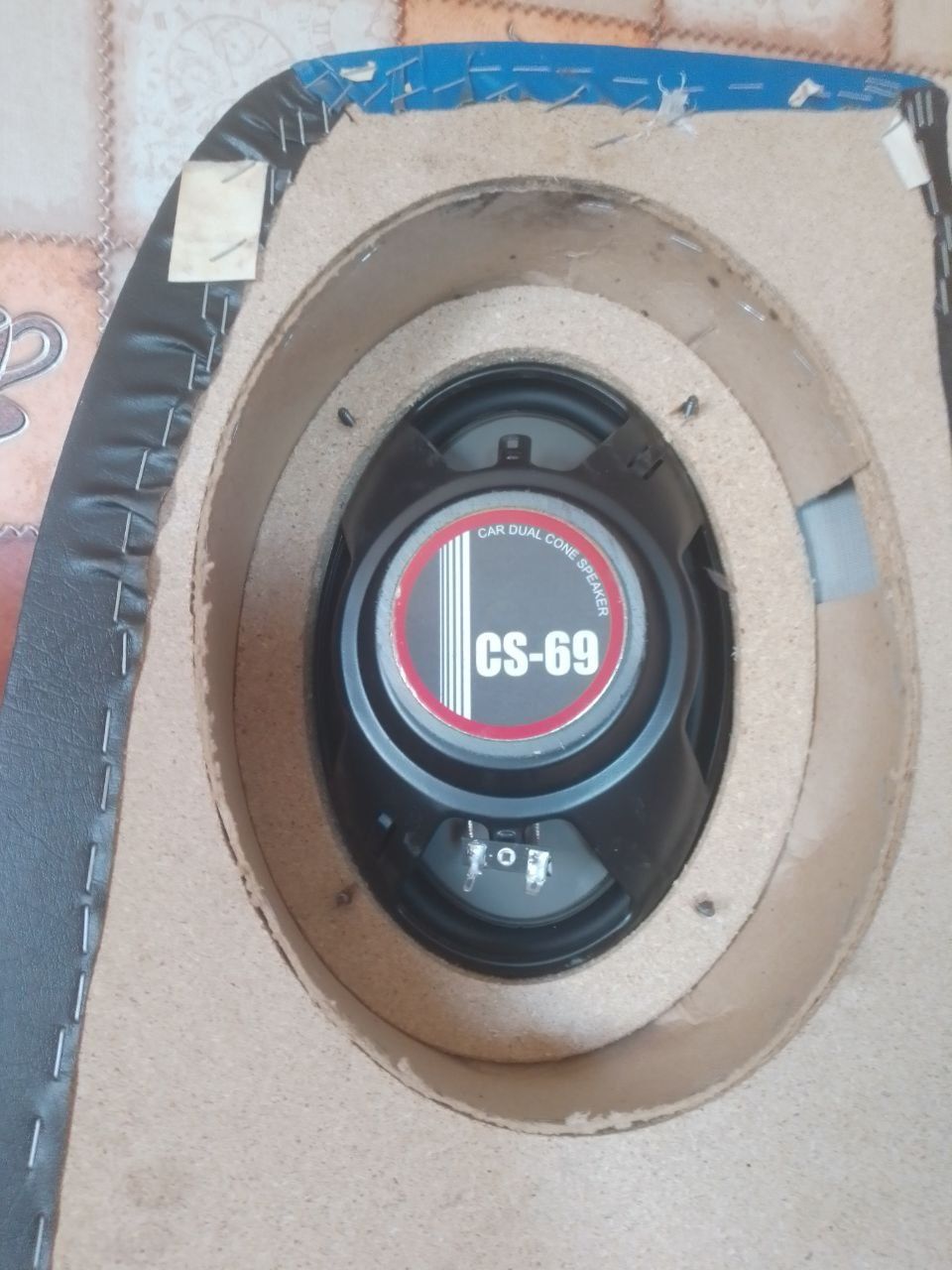 Продам колонки CS-69