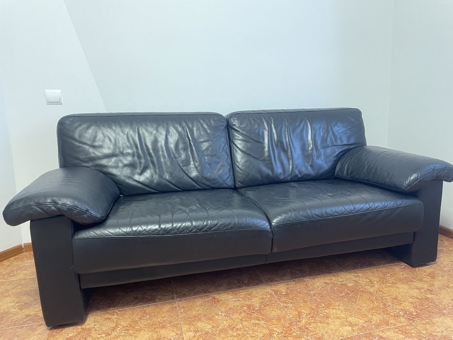 Шкіряний диван чорний не розкладний